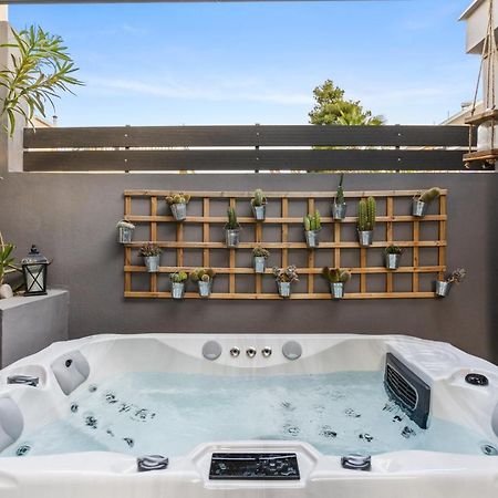 Luxe House In Glyfada With Spa Near Metro Station C8 Athén Kültér fotó