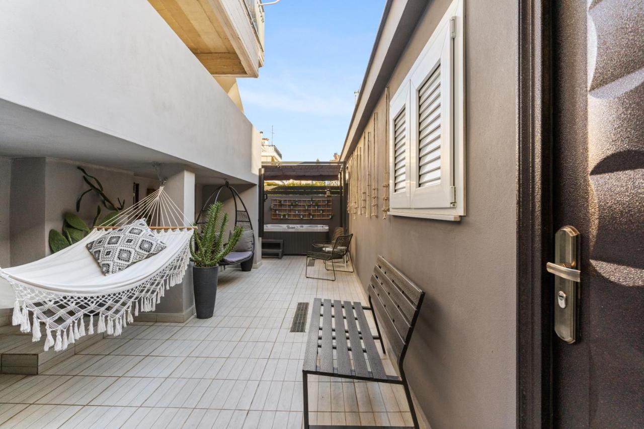 Luxe House In Glyfada With Spa Near Metro Station C8 Athén Kültér fotó